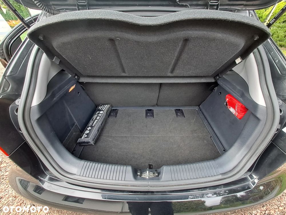 Kia Rio - 15