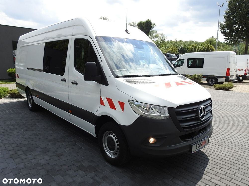 Mercedes-Benz SPRINTER FURGON BRYGADÓWKA  5 MIEJSC TEMPOMAT NAWIGACJA KLIMATYZACJA AUTOMAT   160KM - 5