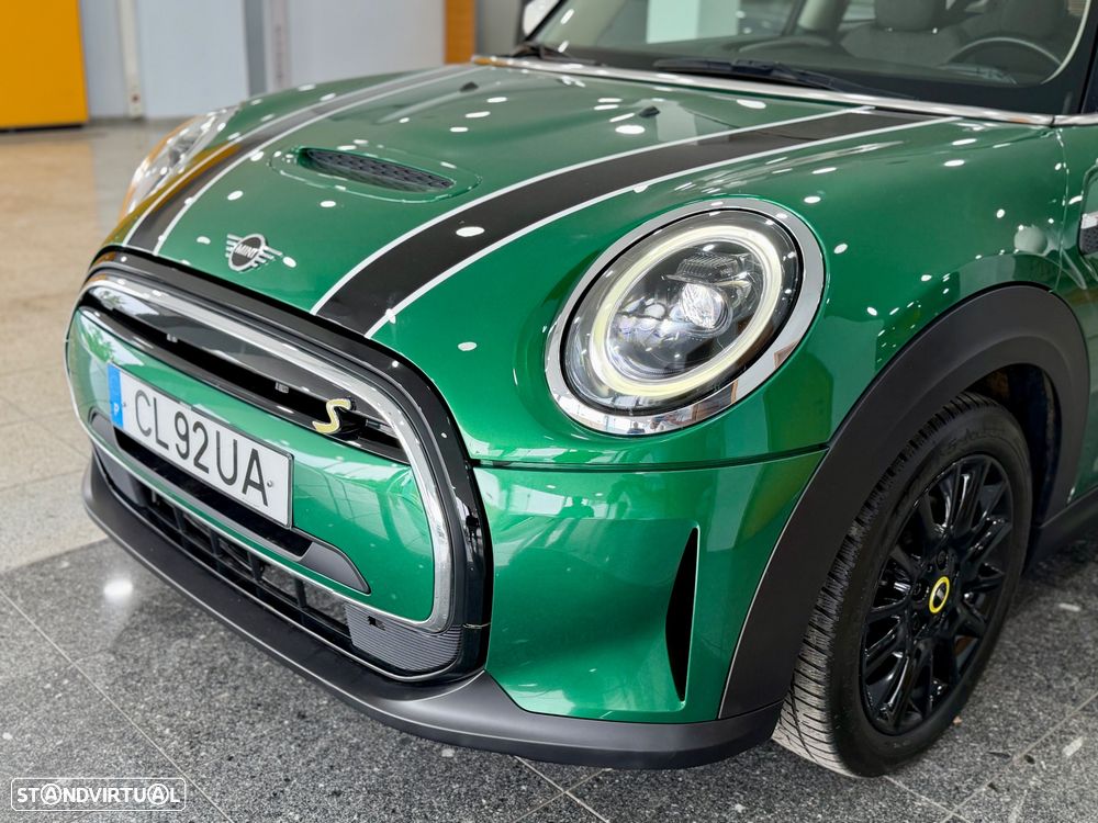 MINI 3 Portas Cooper SE Essential - 6