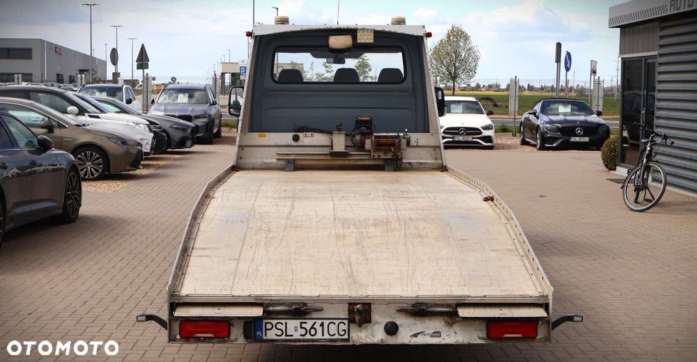 Mercedes-Benz Sprinter - 6