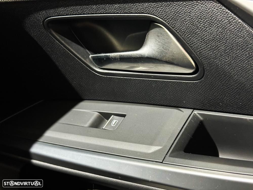 Peugeot E-3008 73 kWh Allure - 34