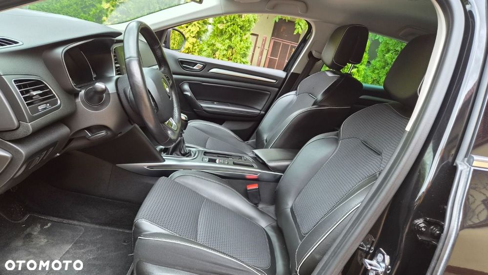 Renault Megane 1.6 dCi Energy Bose Edition - 16