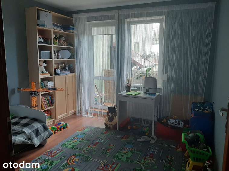 2 pokoje z balkonem i piwnicą