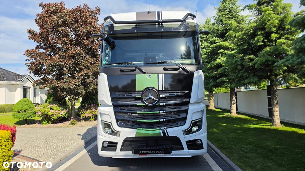 Mercedes-Benz ///ACTROS///2545/// MP5///2022///BIG SPACE///NOWY/// NIE UŻYWANY///BDF///JEDYNE 5700  KM/// VIRTUAL COCPIT///FULL LED/// KLIMATYZACJA POSTOJOWA/// NAWIGACJA///SALONKA///STAN  FABRYCZNIE NOWY - 2