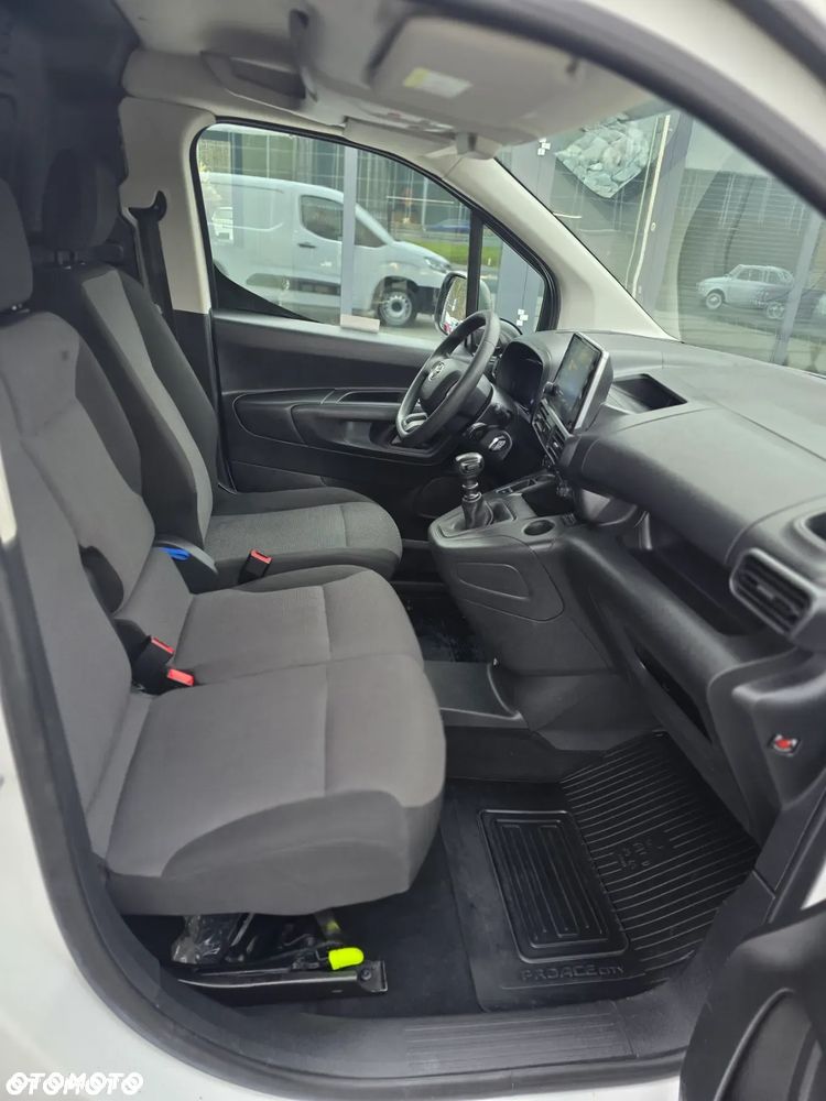 Toyota Proace City 2.0t 1.5 D-4d 100KM  Furgon Blaszak BEZWYPADKOWA z Polskiego Salonu I Pierwszy i Jedyny Właściciel I Pełna Faktura Vat 23% - 28
