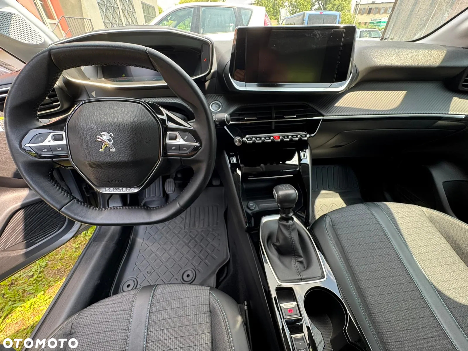 Peugeot 208 1.5 BlueHDi Allure S&S - 8