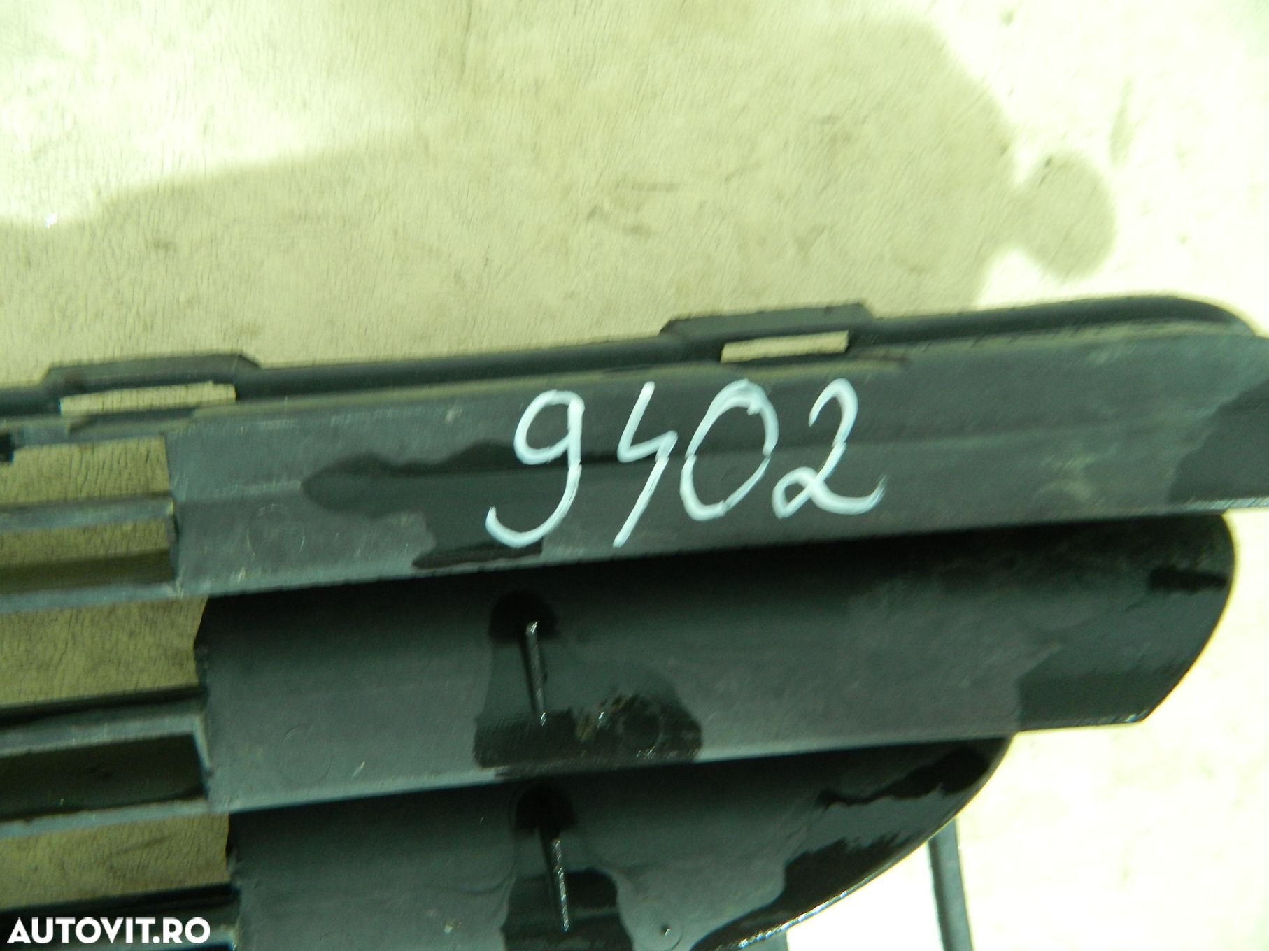 Grila centrala bara fata, Peugeot 307, 01-05, 9634014177B - 3