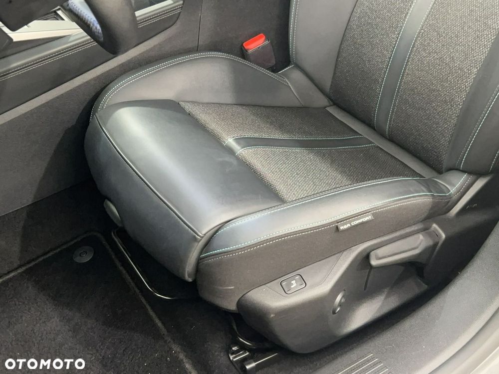 Peugeot 308 1.5 BlueHDi Allure Pack S&S EAT8 - 11