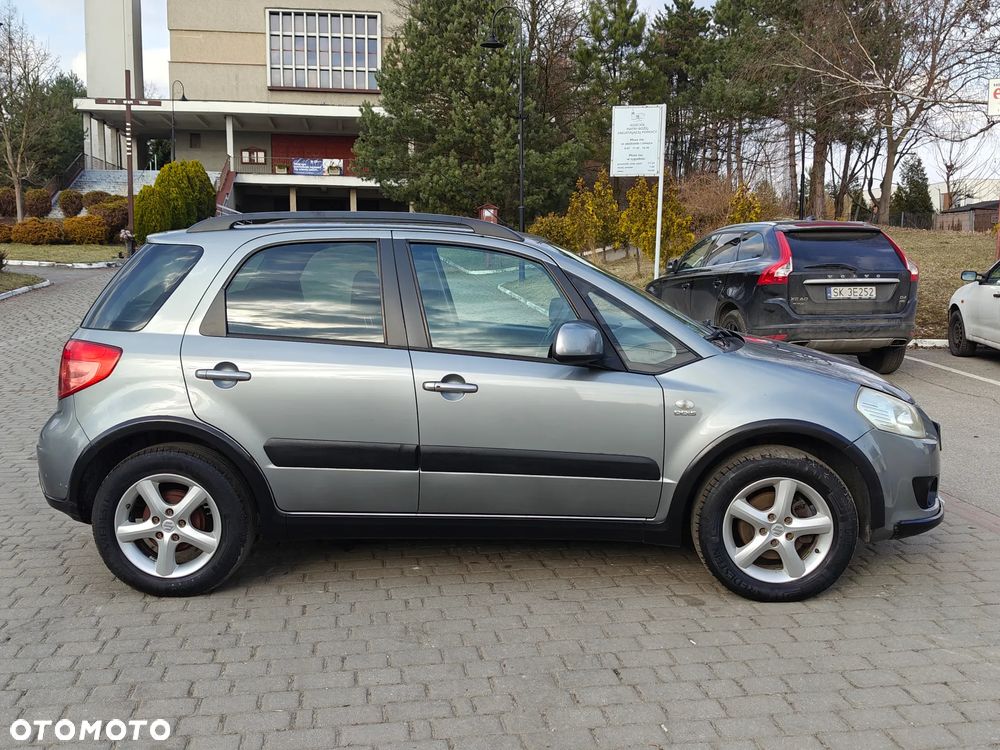 Suzuki SX4 1.9 DDiS DPF 4x2 Comfort - 9