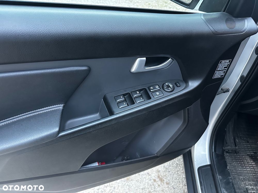 Kia Sportage 2.0 CRDI XL 2WD - 23