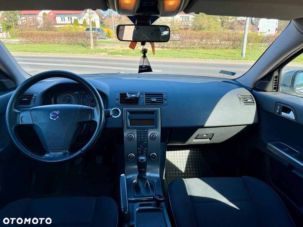 Volvo S40 1.6D - 9