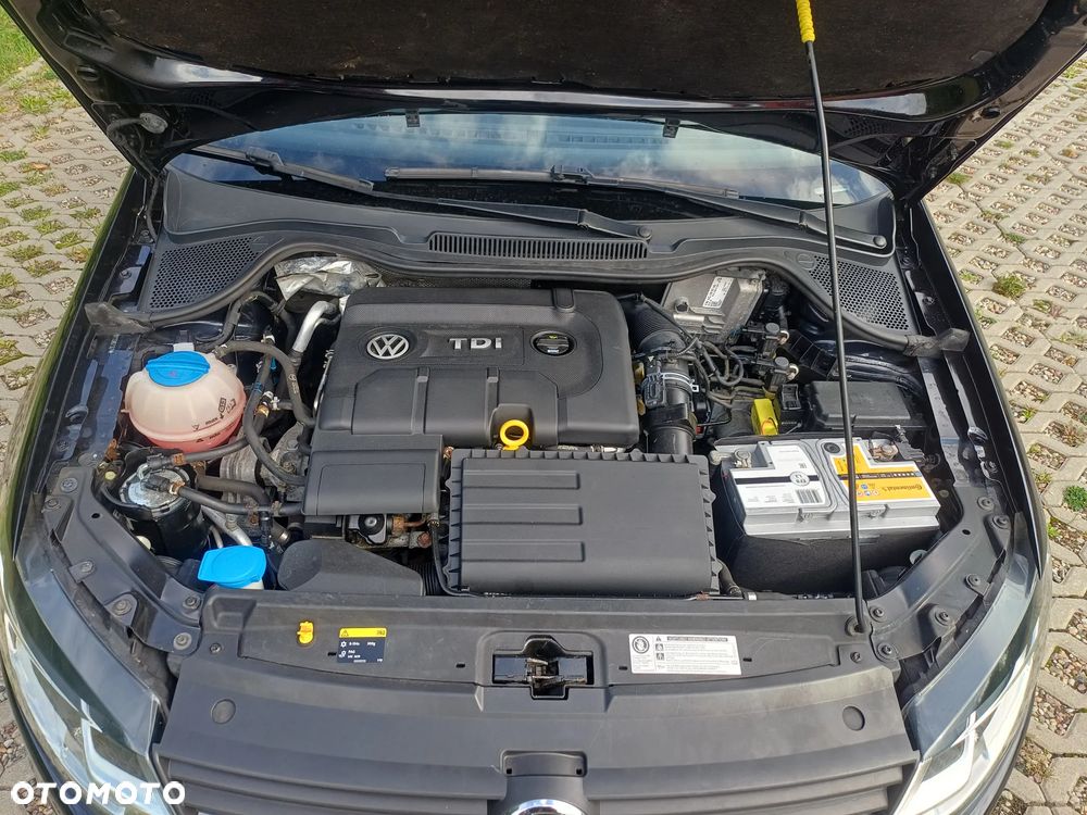 Volkswagen Polo - 12