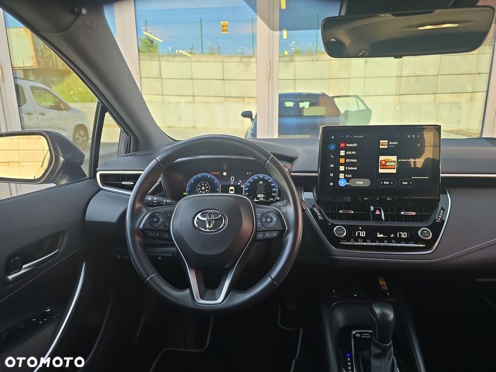 Toyota Corolla 1.8 Hybrid Comfort - 17