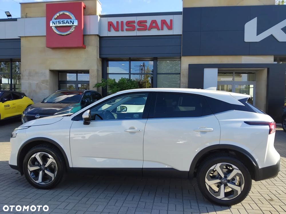 Nissan Qashqai 1.3 DIG-T mHEV N-Connecta Xtronic - 4