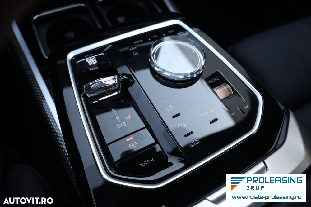 BMW M7 M760e xDrive AT PHEV - 13