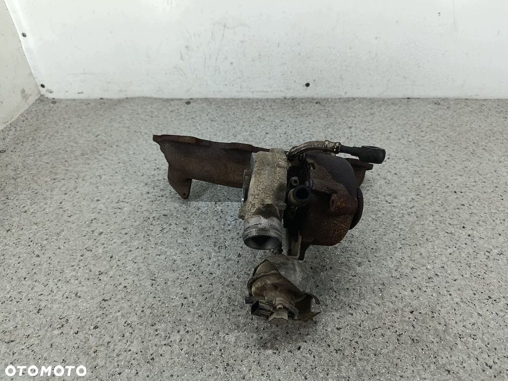 TURBINA Z KOLEKTOREM FORD FOCUS II 9654931780 GT1749V  GARRETT 2.0 TDCI - 10
