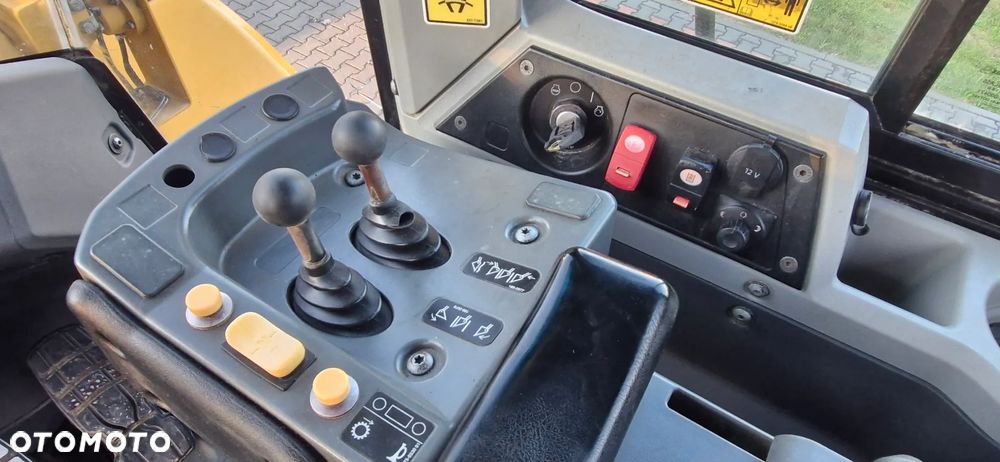 Caterpillar 950 K/ Maszyna sprowadzona/ - 19