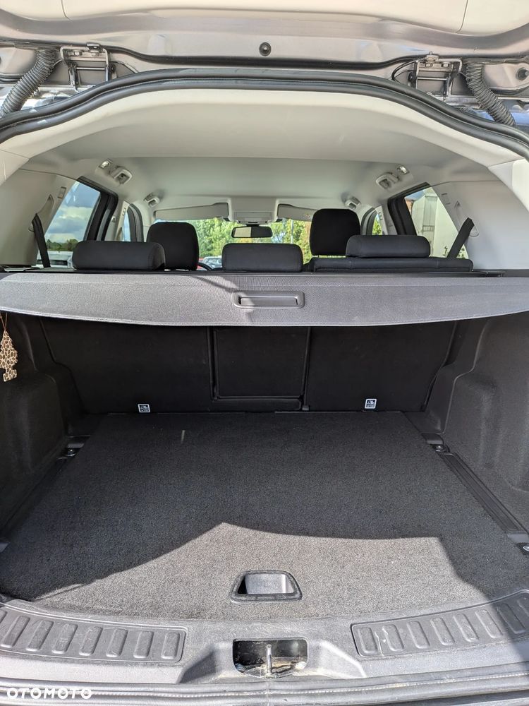 Land Rover Discovery Sport 2.0 TD4 SE - 12