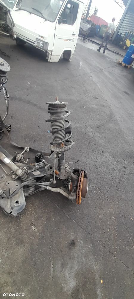 ZWROTNICA PRAWA Z MCPHERSON RENAULT MASTER III!! WYSYŁKA!! - 1