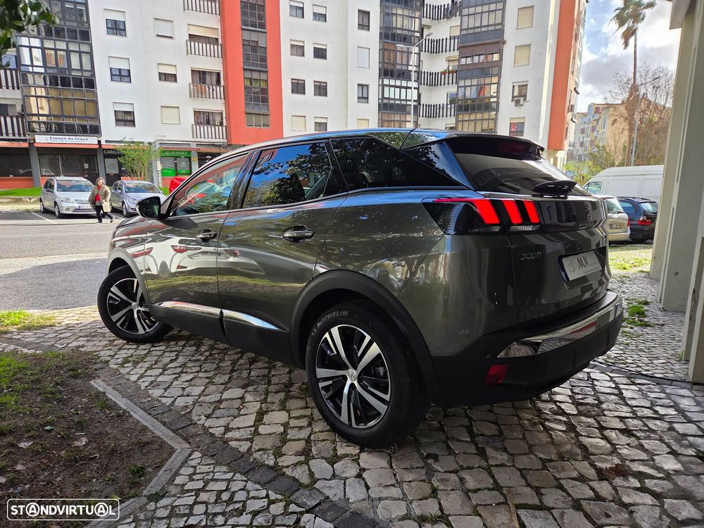 Peugeot 3008 PureTech 130 Stop & Start GPF EAT8 Allure - 2