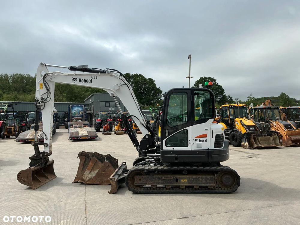 Bobcat E85 - 4