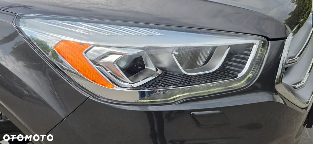 Ford Kuga 1.5 EcoBoost 2x4 Titanium - 21