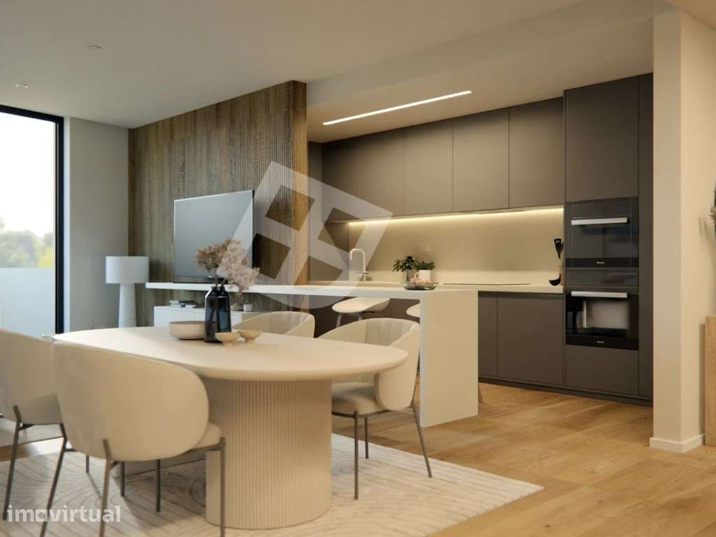 Apartamento T2 c/ Varanda - Centro Oliveira do Bairro - Grande imagem: 2/26