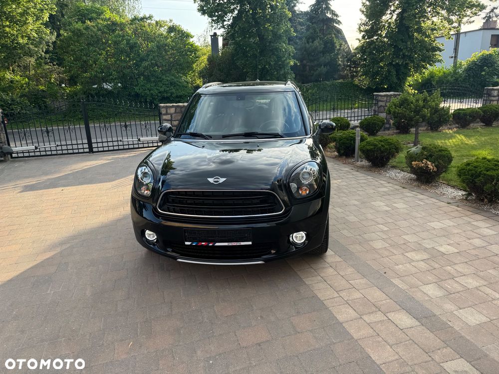 MINI Countryman One D Blackyard - 1