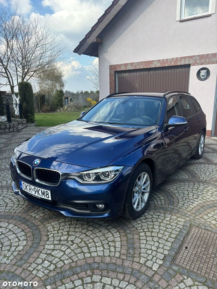 BMW Seria 3 318d - 3