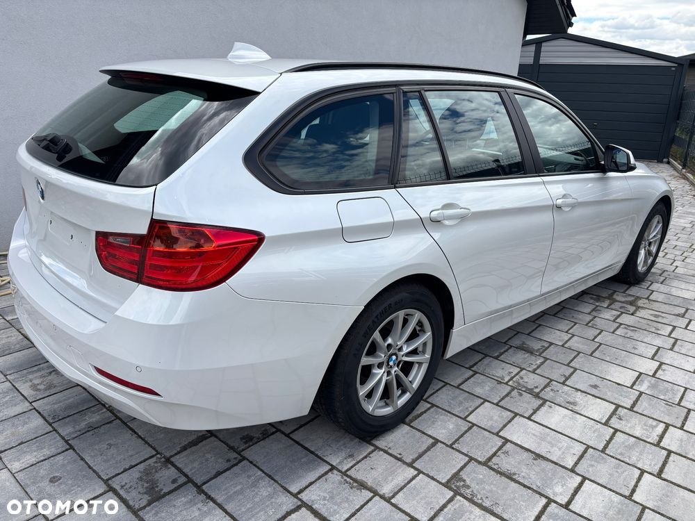 BMW Seria 3 316d - 12