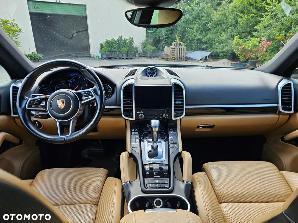 Porsche Cayenne Diesel Platinum Edition - 8