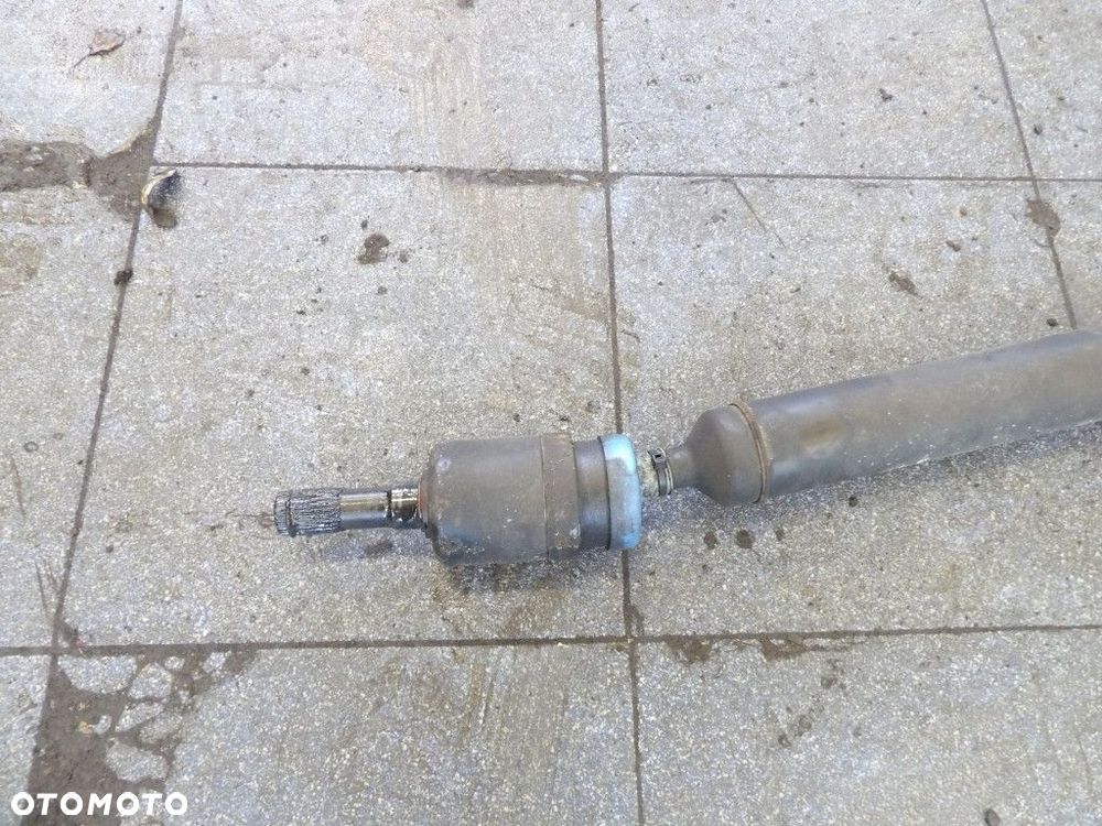 OPEL INSIGNIA A 2.8 V6 4X4 SEDAN WAŁ NAPĘDOWY - 2