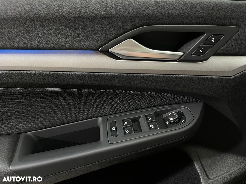 Volkswagen Golf - 21