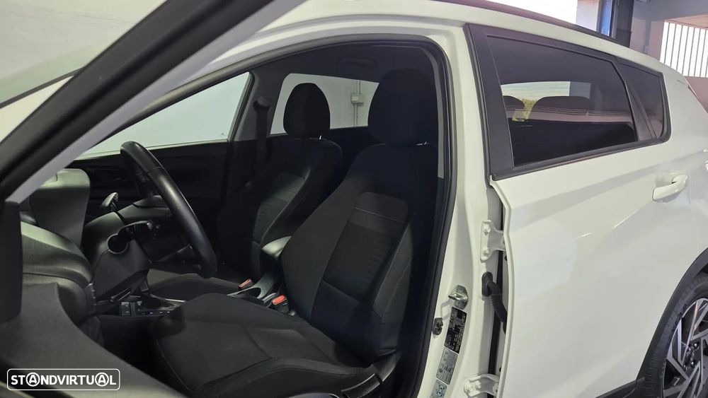 Hyundai Bayon 1.0 T-GDI 48V-Hybrid DCT Connect & Go - 13