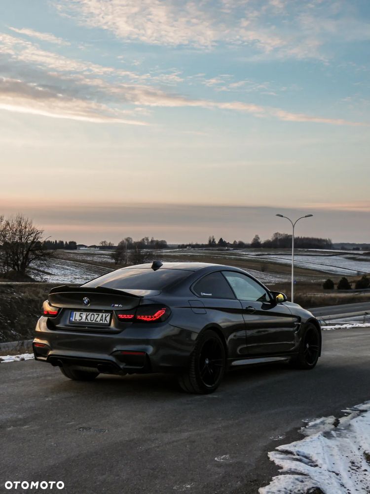 BMW M4 DKG - 2