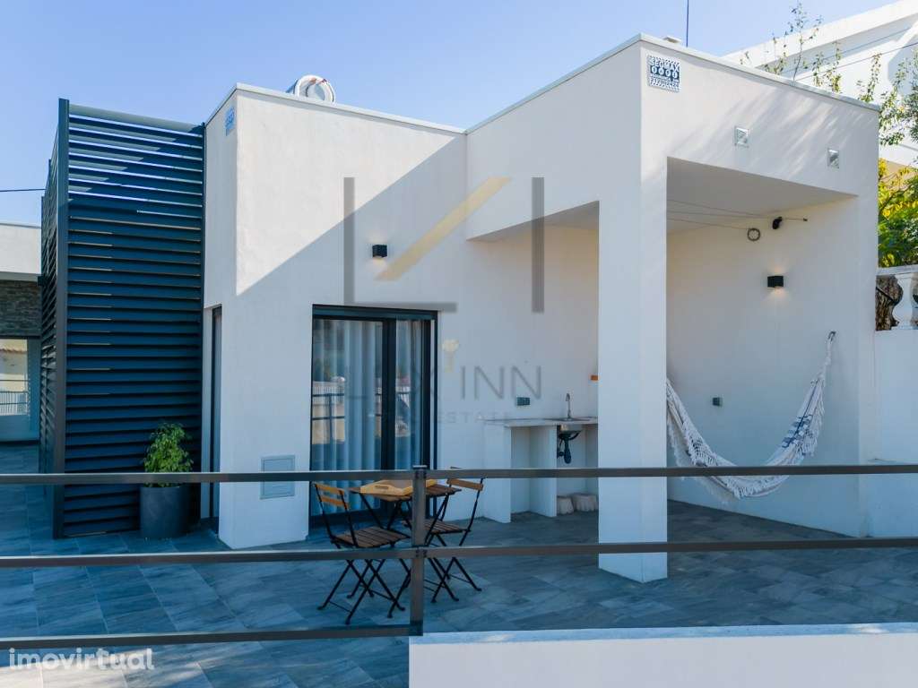 Moradia Como Nova, Térrea em lote de 451 m2. - Grande imagem: 5/58