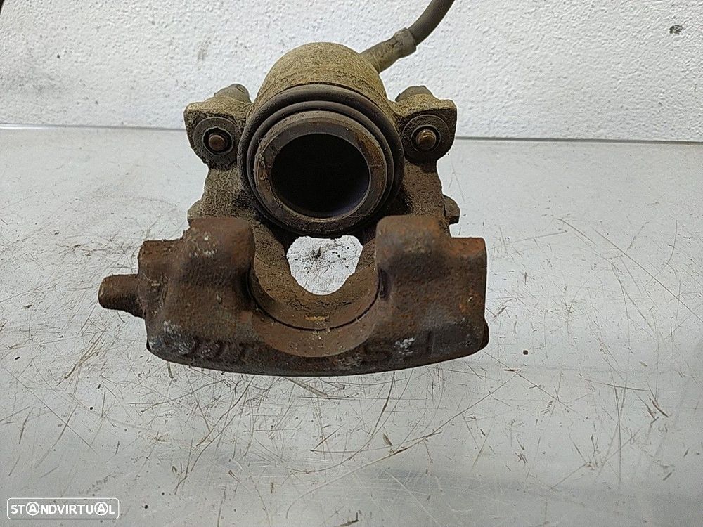 Pinça Frente Direita Seat Leon (1P1) - 3