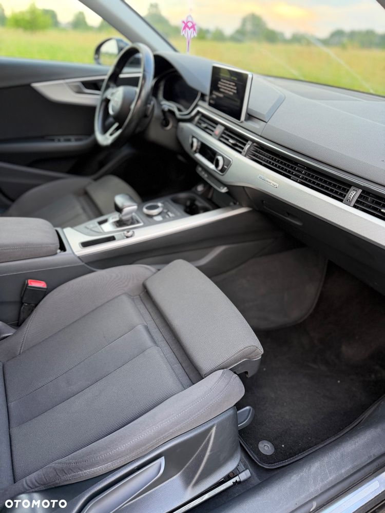 Audi A4 Avant - 9