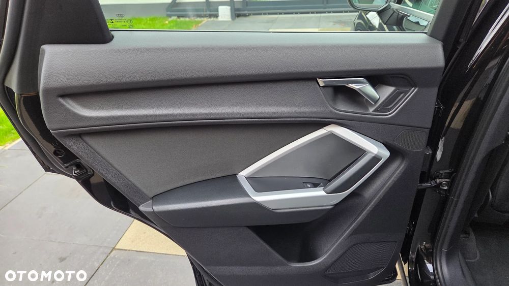 Audi Q3 35 TFSI Advanced S tronic - 27