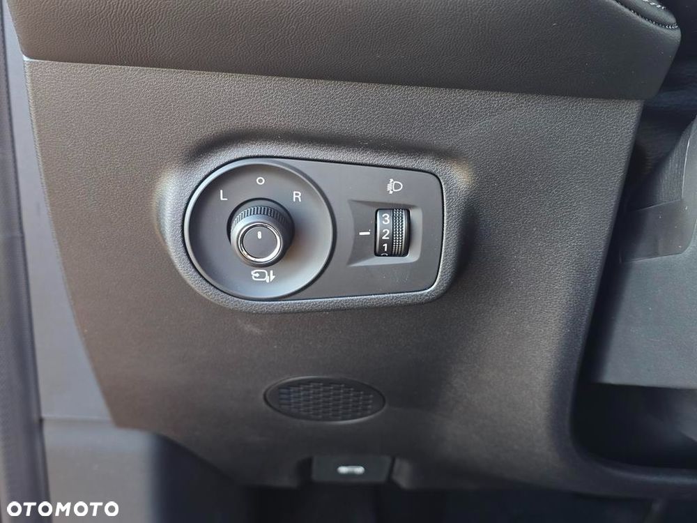 MG ZS 1.5 HEV+ Exclusive - 14