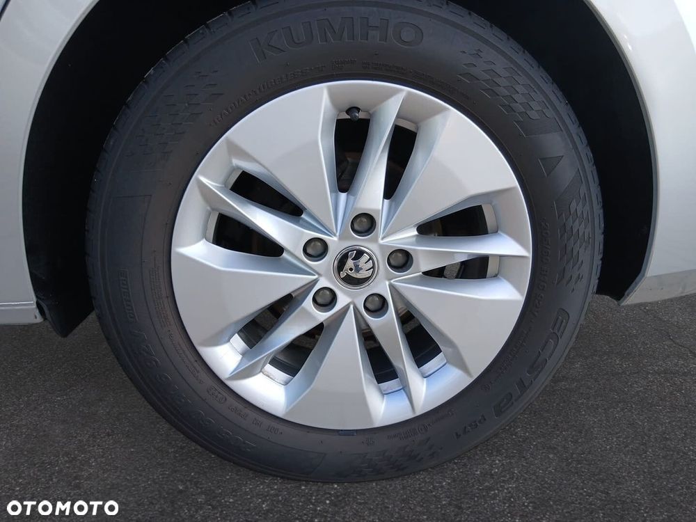 Skoda Octavia 2.0 TDI Style DSG - 28