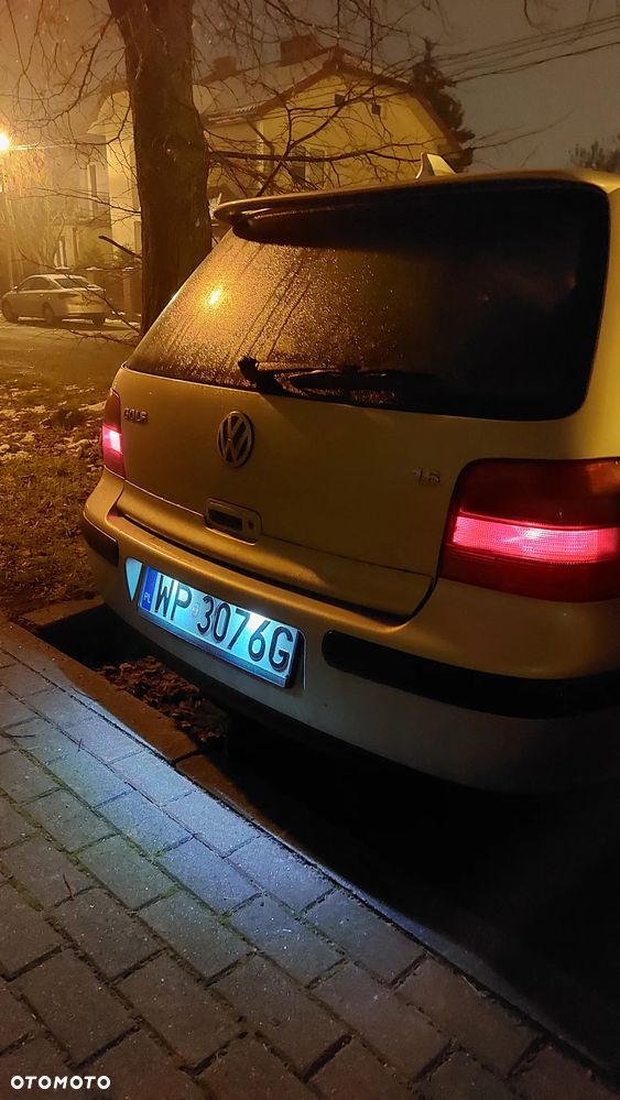 Volkswagen Golf 1.6 Basis - 11