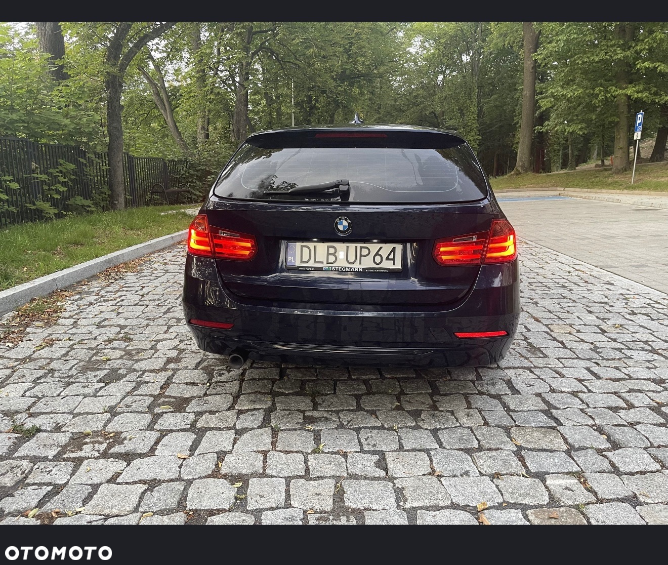 BMW Seria 3 318d Sport Line - 4