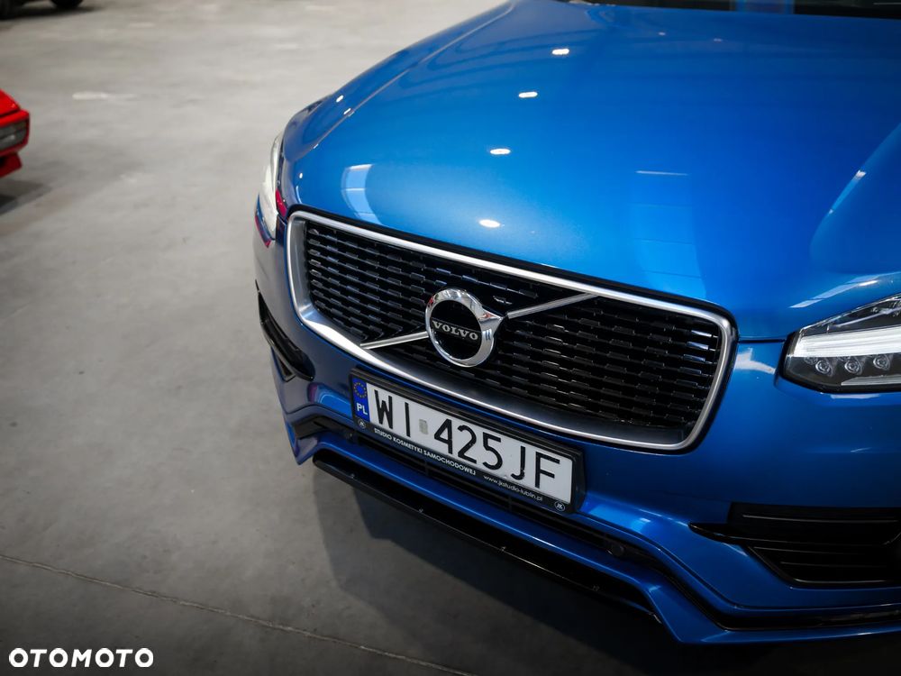 Volvo XC 90 D5 SCR AWD R-Design 7os - 4