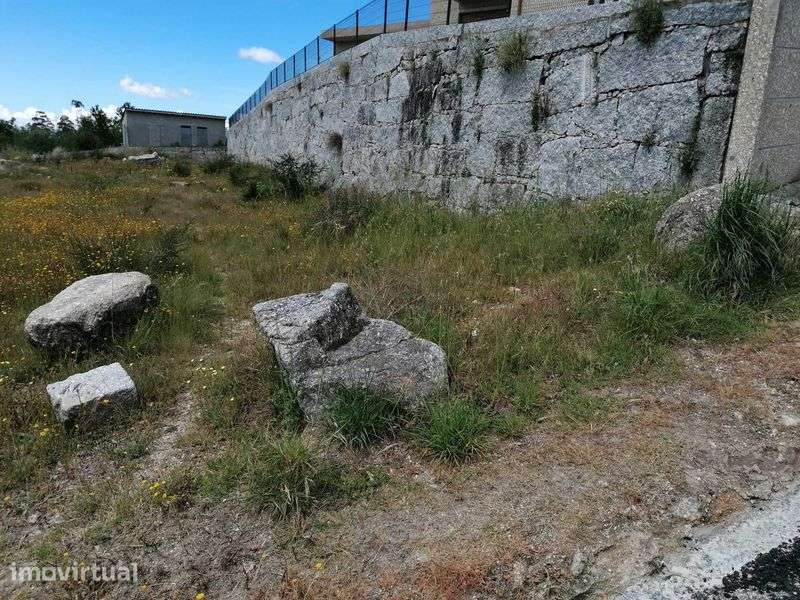 Vendo terreno construtível em Fafe - Grande imagem: 2/10