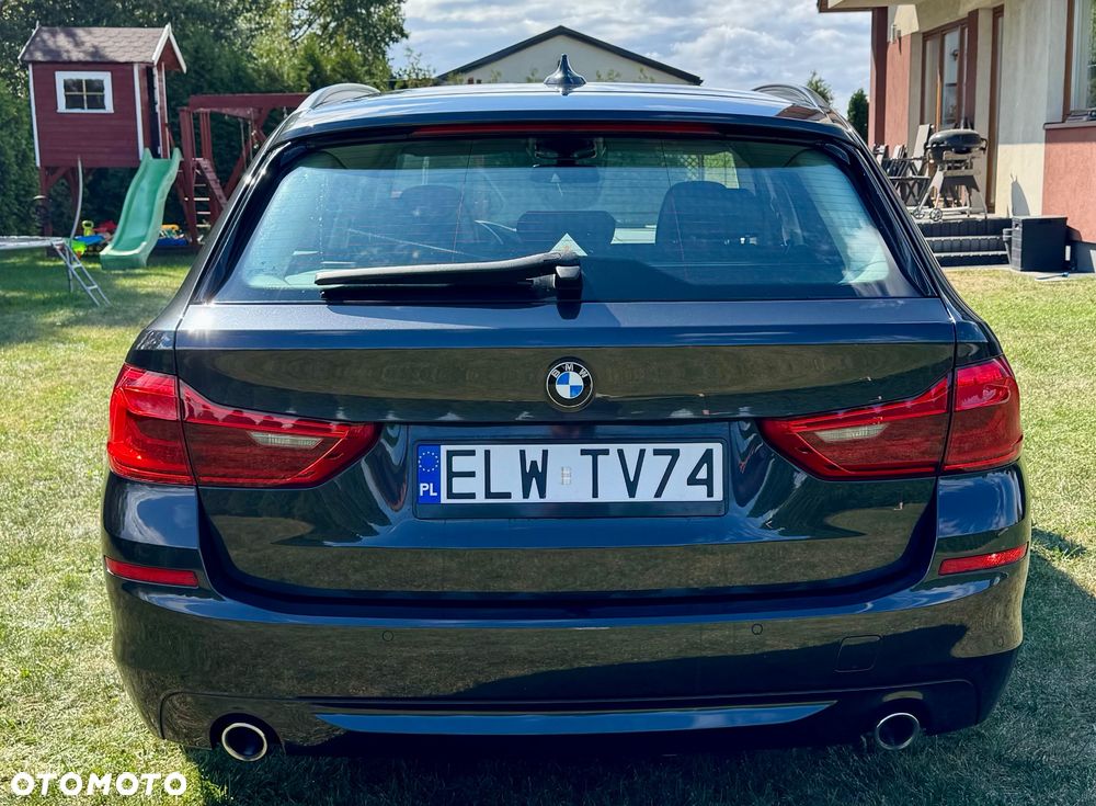BMW Seria 5 520d Sport Line - 5