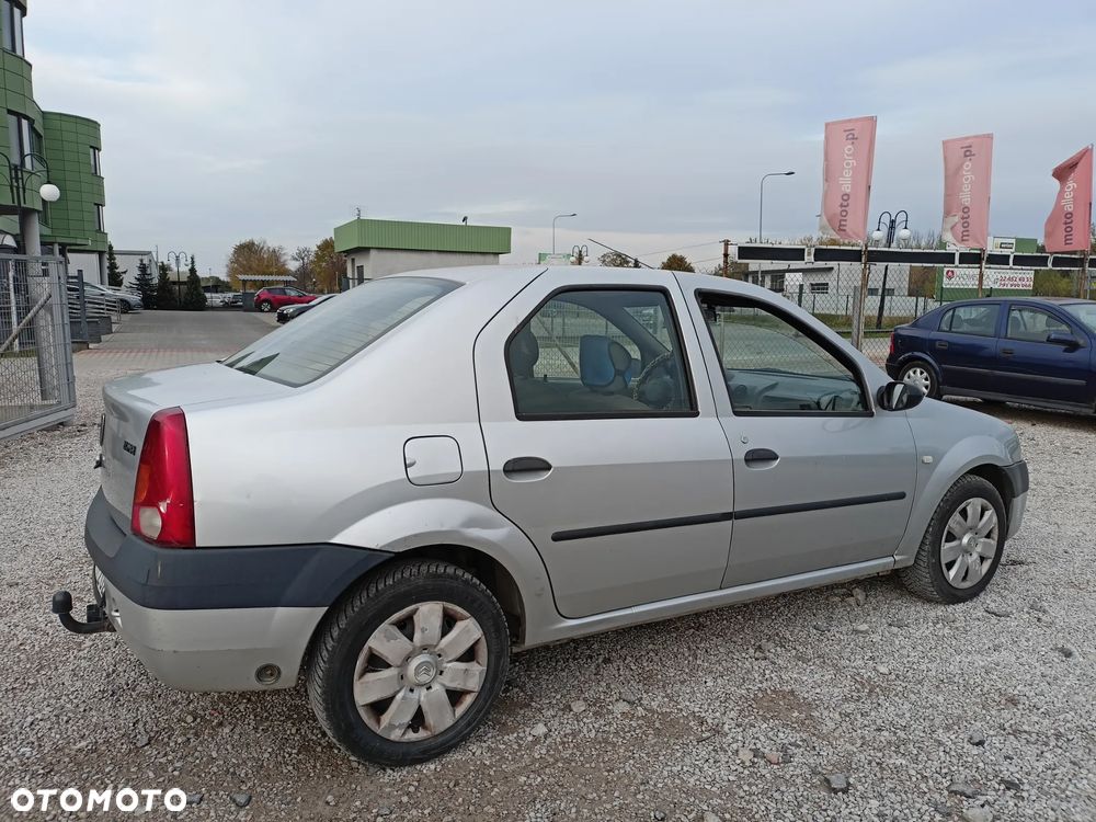 Dacia Logan - 4