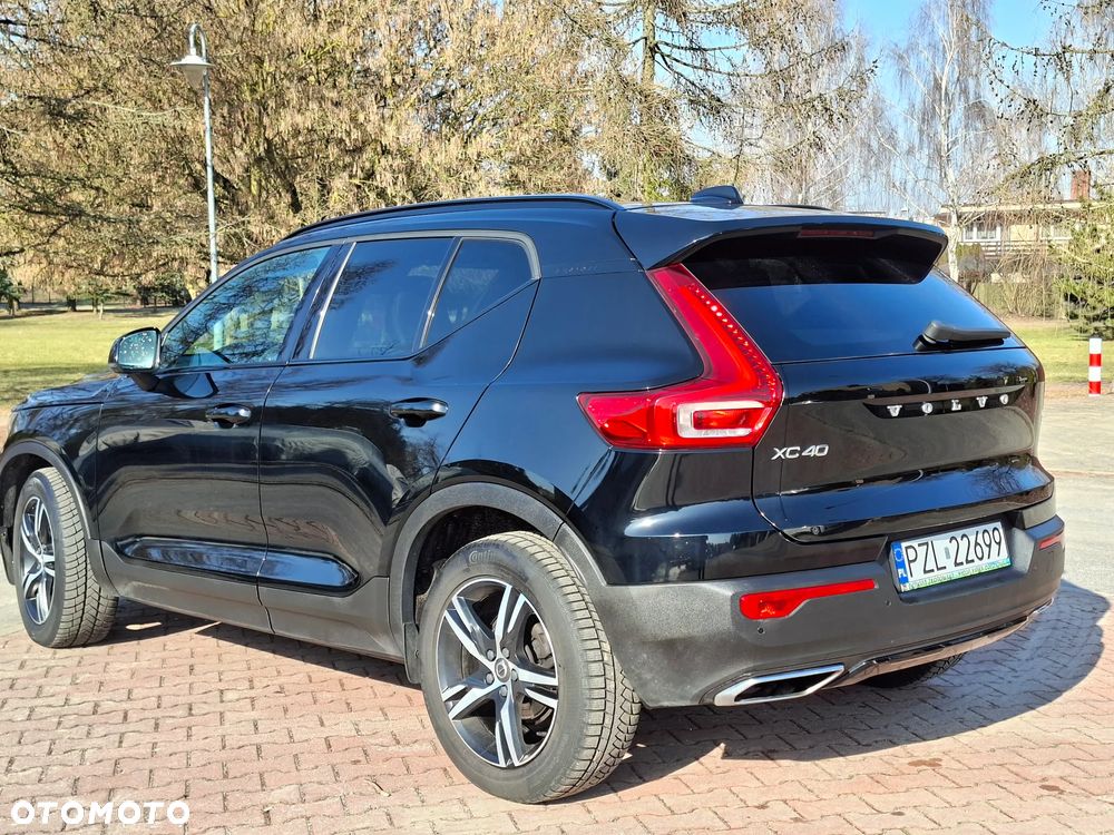 Volvo XC 40 D3 SCR R-Design - 6