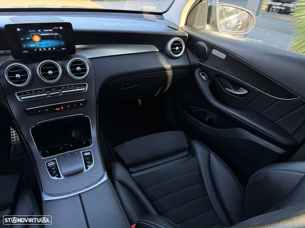 Mercedes-Benz GLC 300 d 4Matic - 24