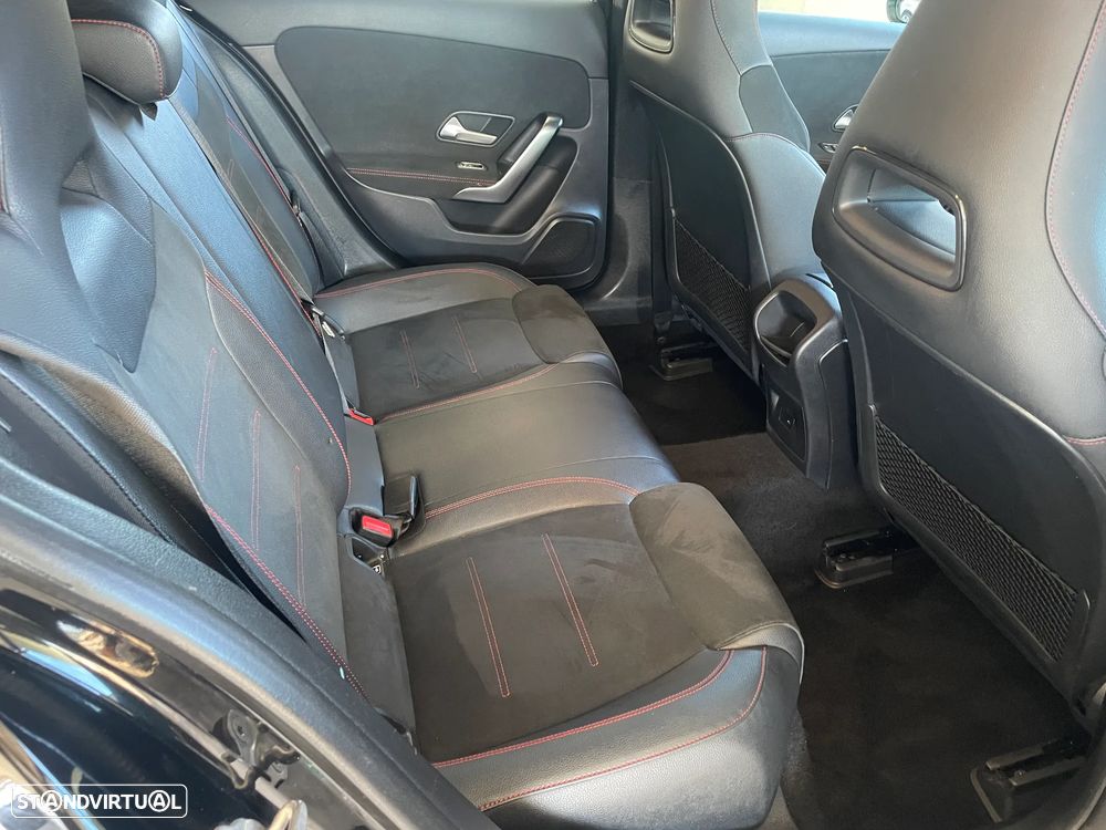Mercedes-Benz A 250 e 8G-DCT AMG Line - 21